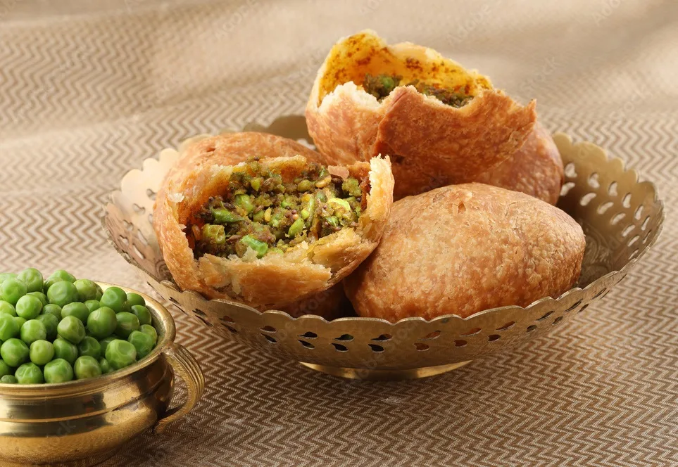 matar kachori or kacchori or kachodi is a fried rajasthani teatime snack stufed with green peas