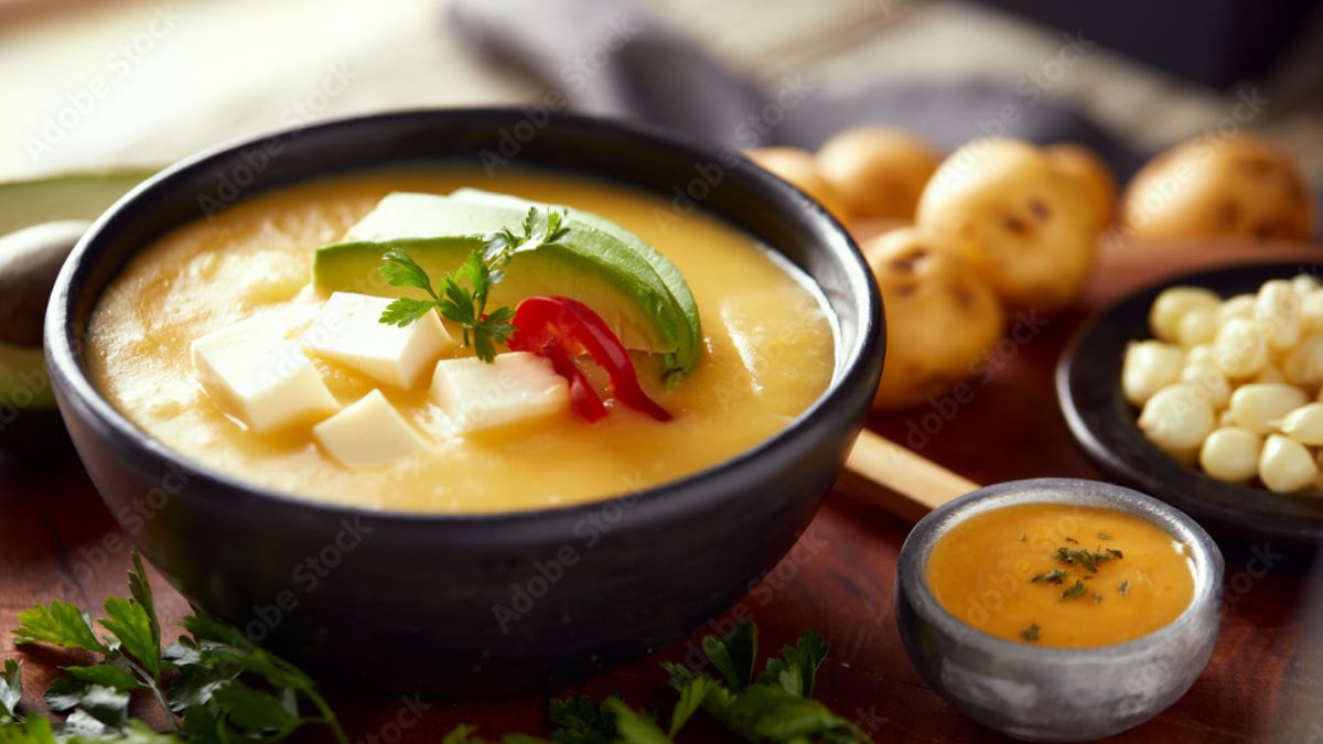 Vegetarian Locro de Papa (Ecuadorian Potato Cheese Soup)